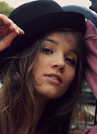 Foto Seiyuu Manuela Renard