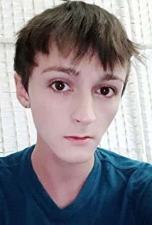 Foto Seiyuu Casey Mongillo