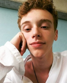 Foto Seiyuu Yago Contatori