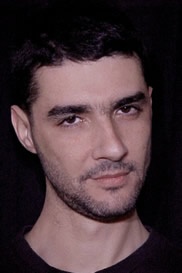 Foto Seiyuu Carlos Macedo