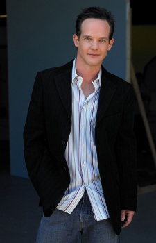 Foto Seiyuu Jason Gray-stanford