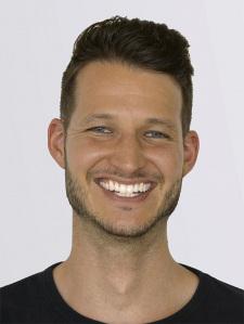 Foto Seiyuu Roman Wolko