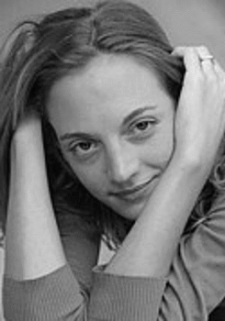 Foto Seiyuu Pauline De Meurville