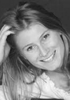 Foto Seiyuu Laura Blanc