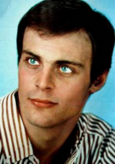 Foto Seiyuu Mike Marshall