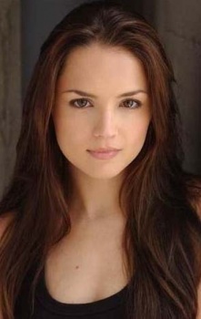 Foto Seiyuu Rachael Leigh Cook