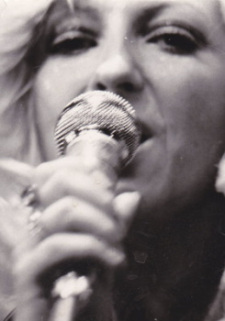 Foto Staf/Seiyuu Liliane Davis