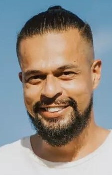 Foto Seiyuu Pierre Bittencourt