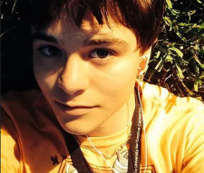 Foto Seiyuu Kris Saltiel