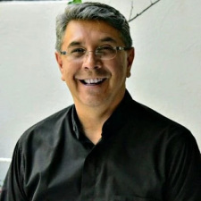 Foto Seiyuu Carlos Íñigo