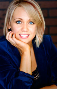 Foto Seiyuu Megan Woodall