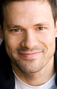 Foto Seiyuu Francis Kelly