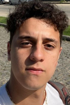 Foto Seiyuu Theo Salomão