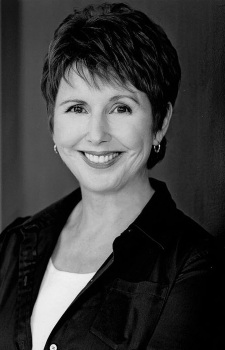 Foto Seiyuu Elva Mai Hoover