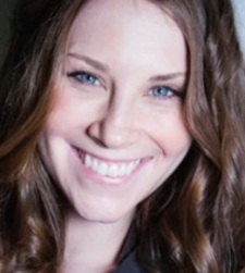 Foto Seiyuu Elizabeth Parker