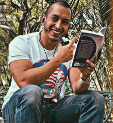 Foto Seiyuu Roberto Cuevas