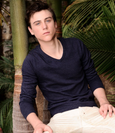 Foto Seiyuu Sterling Beaumon