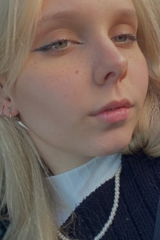 Foto Seiyuu Aline Dias