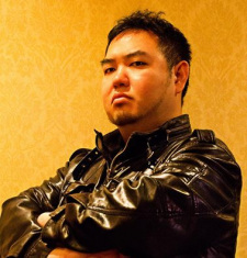 Foto Staf/Seiyuu Mamoru Yokota