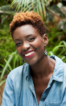 Foto Seiyuu Rokhaya Diallo