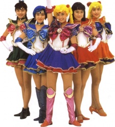 Foto Staf/Seiyuu Moon Lips