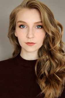 Foto Seiyuu Elyse Maloway