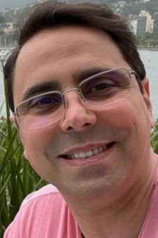 Foto Seiyuu Alexandre Maguolo