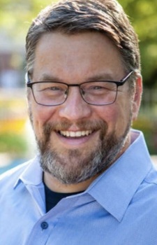 Foto Seiyuu Cliff Lazenby