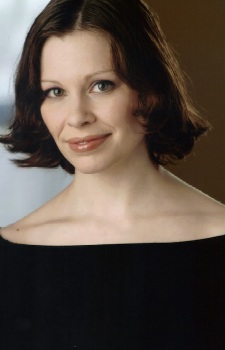 Foto Seiyuu Erin Mathews