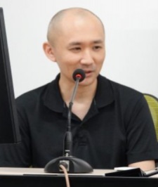 Foto Staf/Seiyuu Yukihiro Miyamoto