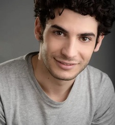 Foto Seiyuu Víctor Gómez