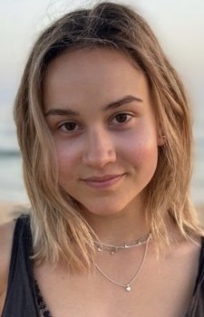 Foto Seiyuu Victoria Dos Santos