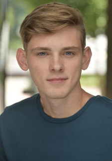 Foto Seiyuu Zach Chaloux