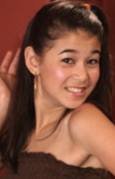 Foto Seiyuu Justine Wong