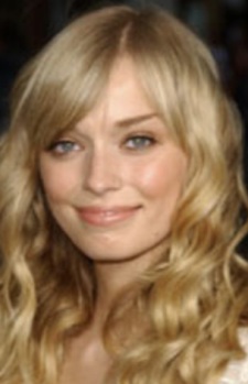 Foto Seiyuu Brittney Irvin