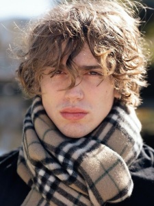 Foto Seiyuu Vinnie Hacker
