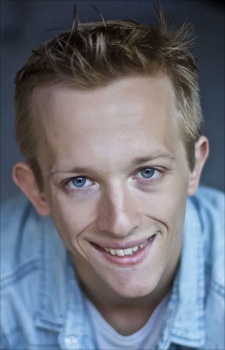 Foto Seiyuu Jean-Charles Deval