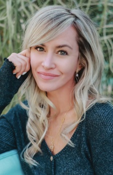 Foto Seiyuu Steph Lynn Robinson