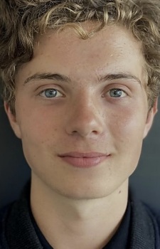 Foto Seiyuu Roman Griffin Davis