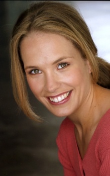 Foto Seiyuu Dana Schultes